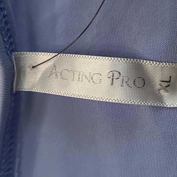 ACTING PRO Gown XL EC - Picture 8 of 10